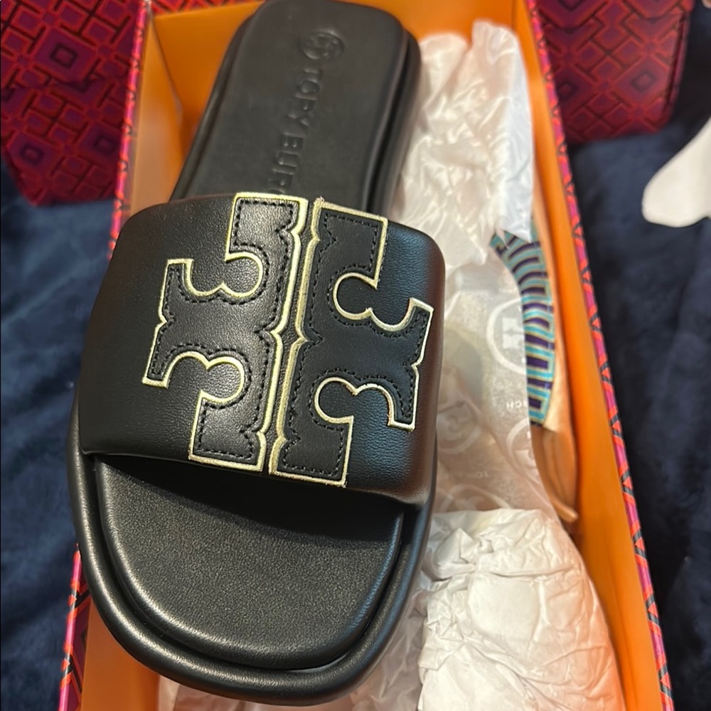 ❌sold❌Tory Burch Sandals - Picture 1 of 8